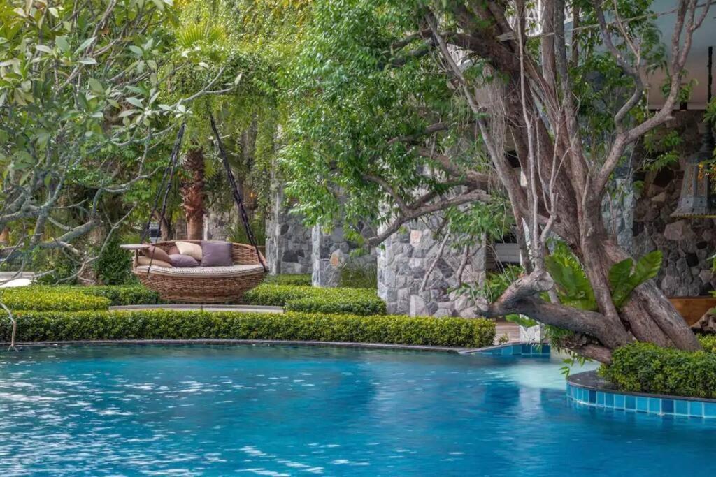 The Riviera Jomtien Apartment Exterior photo